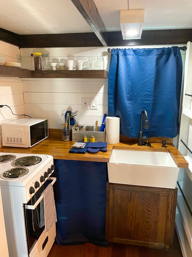 3826 Marianna Rd Apartment Unit Tiny house Jacksonville, FL