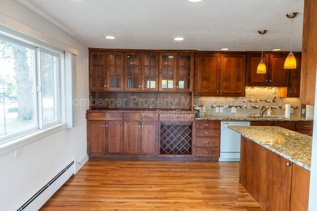 Photo - 1003 W Eastmont Way