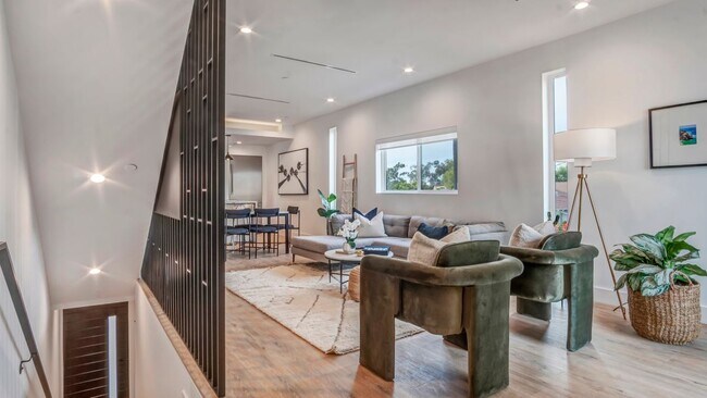 Photo - 3154 Curts Ave