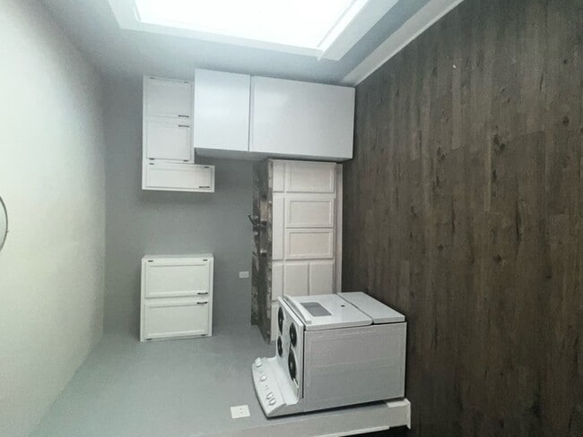 732 W Richard Ave Unit 1