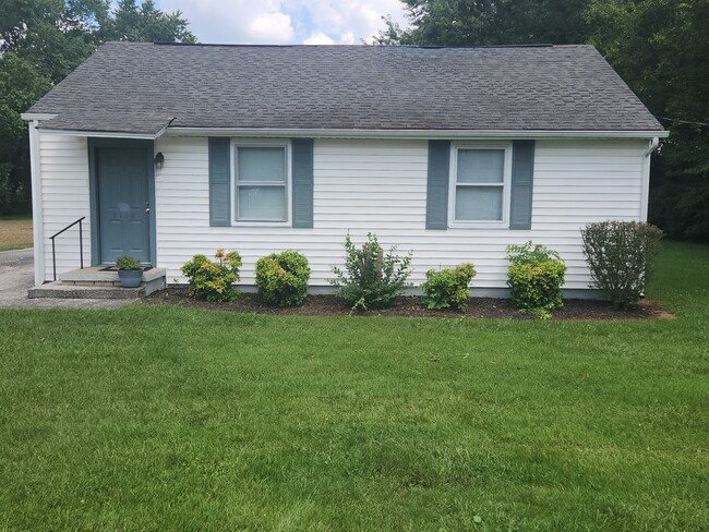 Front - 5112 Schubert Rd House