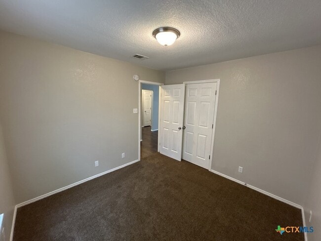 4507 Lonesome Dove Dr