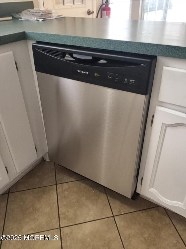 Photo - 19 Marlow Ave