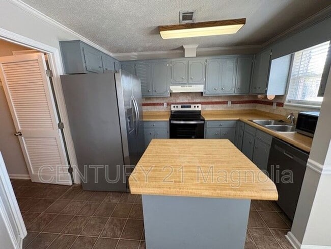 Photo - 3909 Almon Dr