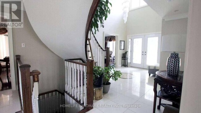 Photo - 54 Castleridge Dr
