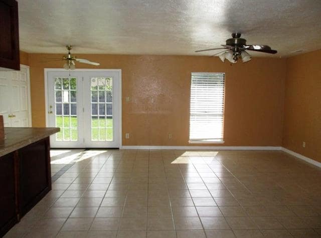 Photo - 1201 Independence Trail