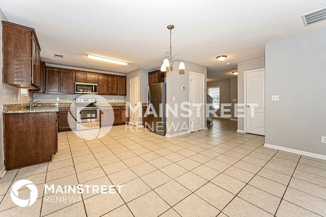Photo - 2509 Queen Bee Dr