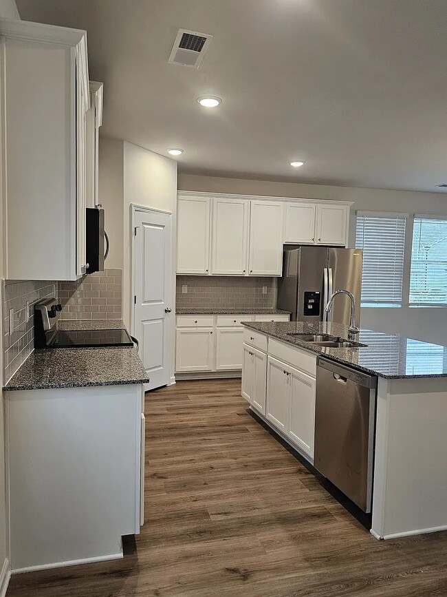 Photo - 1056 Thomasville Estate Way