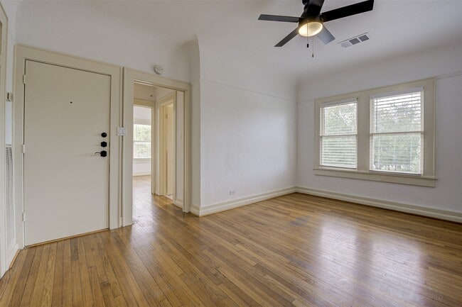 Photo - 1516 Bonnie Brae St Unit 2