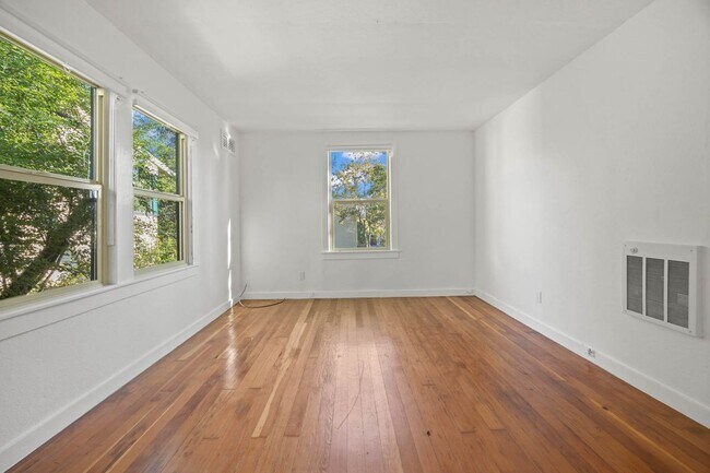 Photo - 1816 Carleton St Unit G