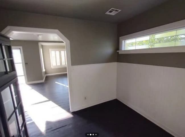 Photo - 3208 N Shartel Ave