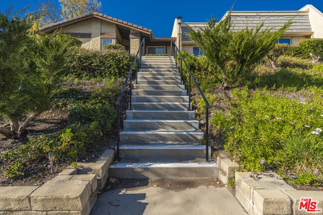 Photo - 2830 Lakeridge Ln