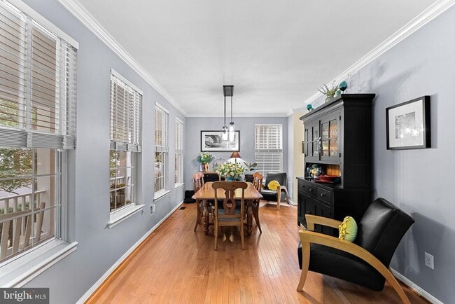 Photo - 42968 Chesterton St