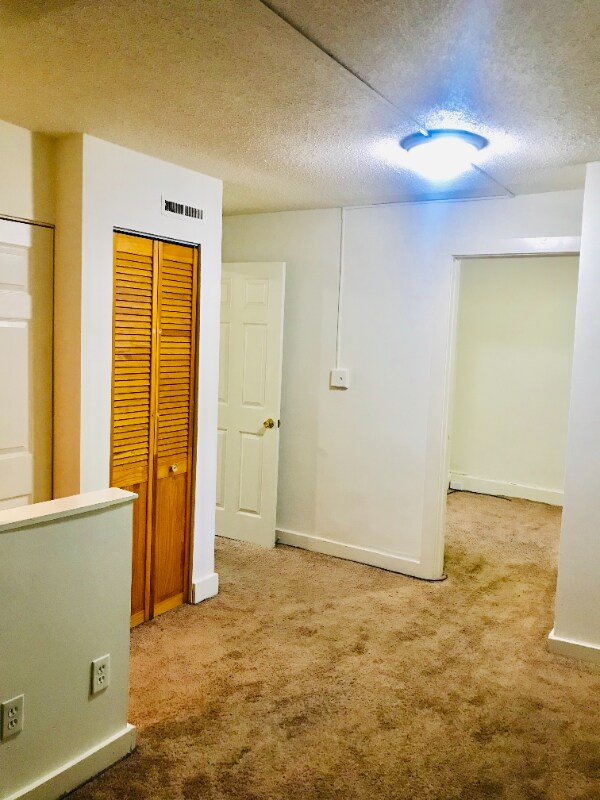 Photo - 154 S Swan St Unit 2nd Fl