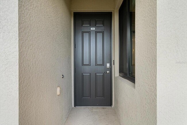 Photo - 17118 Vardon Ter Unit 306