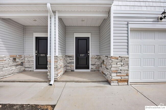 Building Photo - MOVE-IN INCENTIVE AVAILABLE!  BRAND NEW TO... Rental