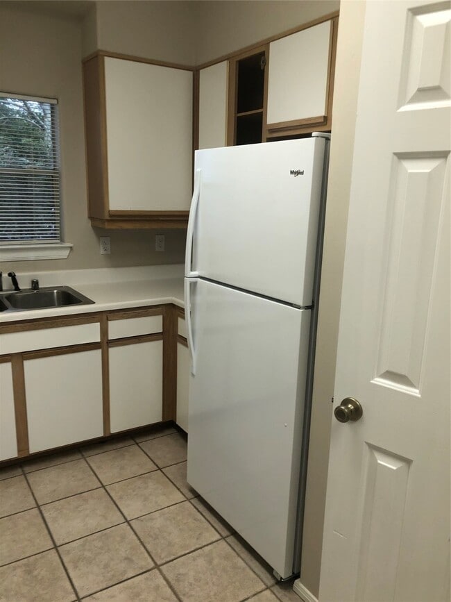 Photo - 3903 Law St Unit 05