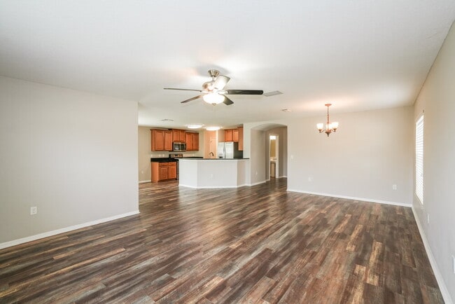 Photo - 7614 Maroon Peak Dr