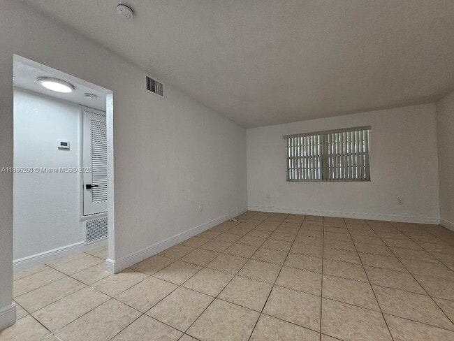 Photo - 17255 SW 95th Ave Unit 240