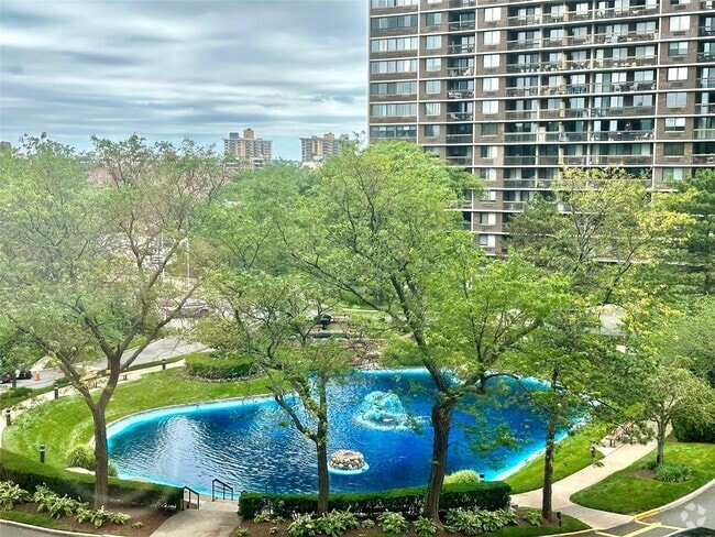 Building Photo - 1 Bay Club Dr Unit 5H West Rental