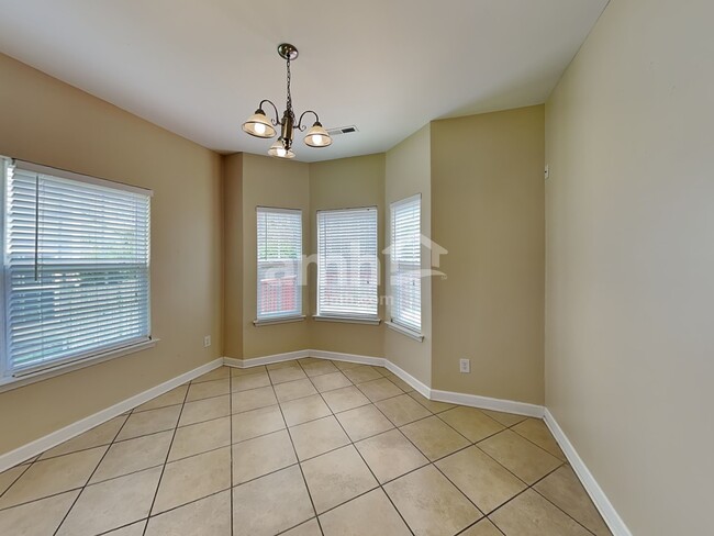 Photo - 8539 Suttonview Dr