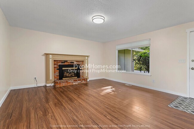 Photo - Cozy Three Bedroom Home in SW Portland!