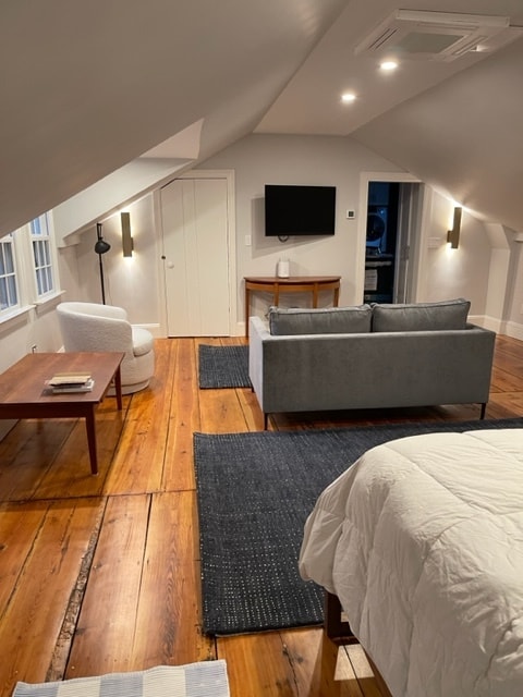 Photo - 7 Bedford St Unit Bedford St