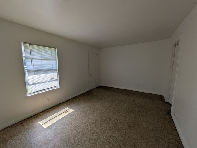 Photo - 980-982 Oakland Street Unit 980 Oakland St-RTS 06/09/26