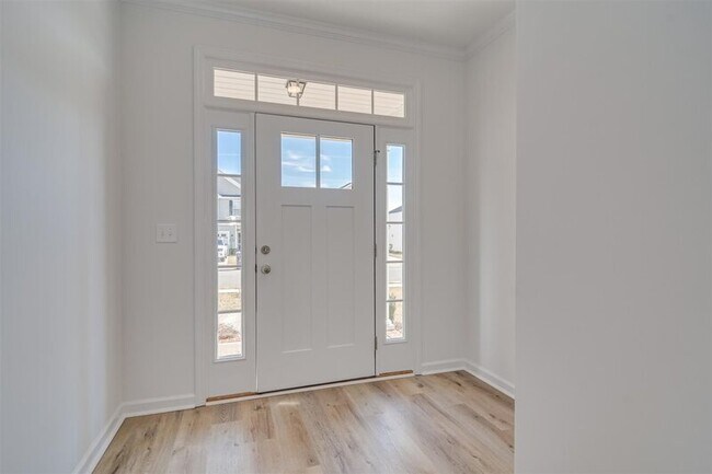 Photo - 124 Dublin Lp