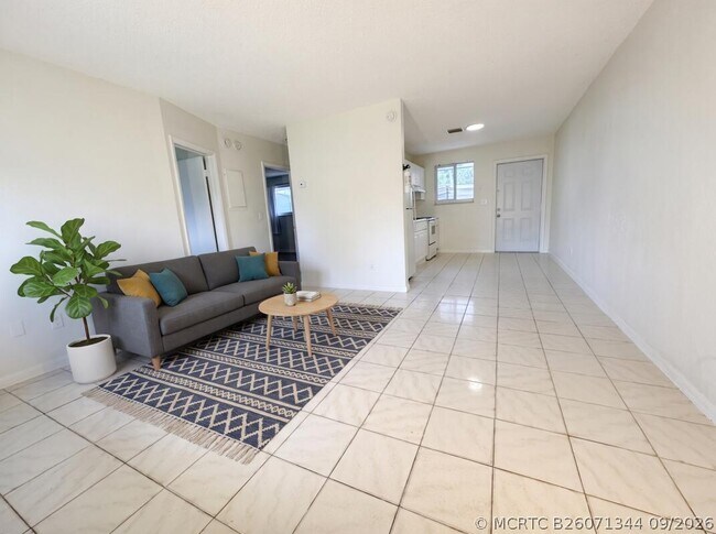 Photo - 2319 Wilson St