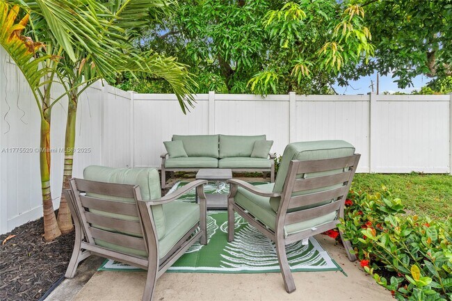 Photo - 4775 Collins Ave Unidad 2208