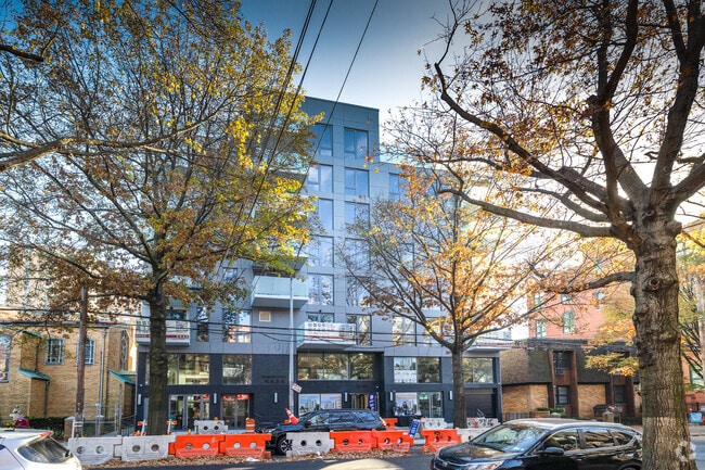 Photo - Penrose Tower