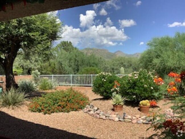 Building Photo - Sabino Canyon Furnished Vacation Home