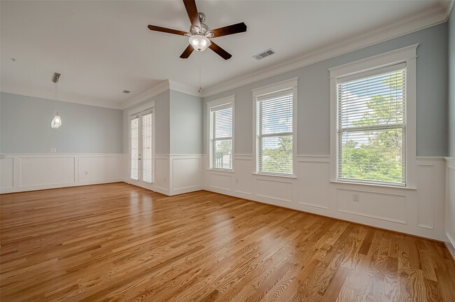 Photo - 2802 Morrison St Unit 301