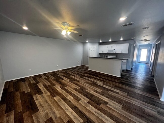 Photo - 5504 Jarvis St Unit A