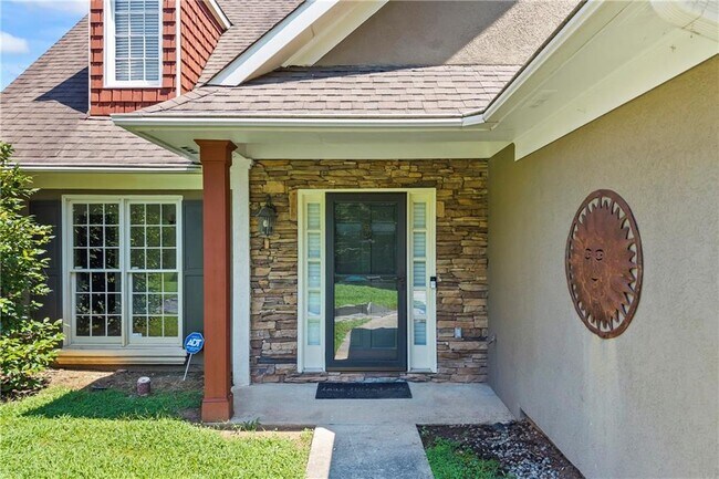 Photo - 1249 McLendon Dr