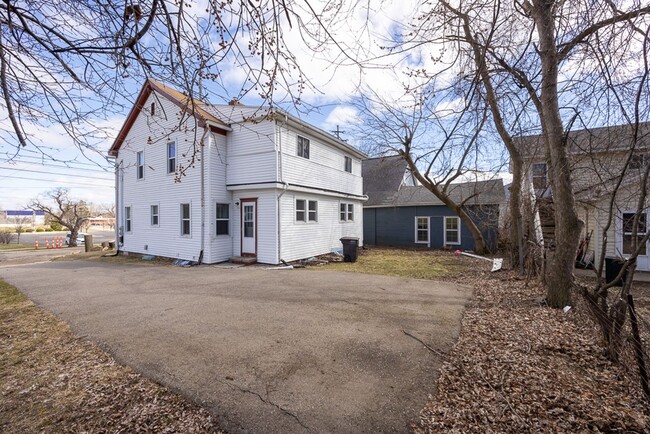 Photo - Trail St 223-225 W Unit 225