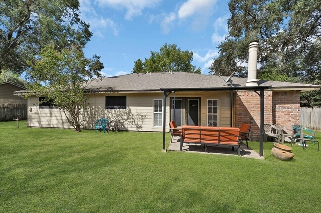 Photo - 14102 Sylvia Dr