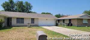Photo - 206 Meadow Path Dr House