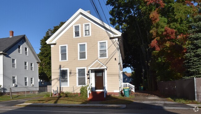 Building Photo - 360 Portland St Unit B Rental