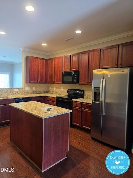 Photo - 210 Leighann Ridge Ln