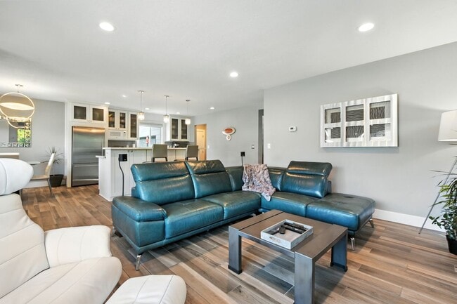 Photo - 2407 E Mill Plain Blvd