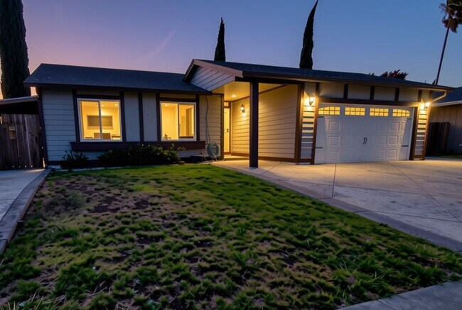 616 Placer Ln