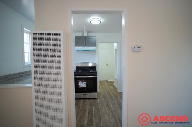 Photo - 412 El Tejon Ave Unit 412 1/2 El Tejon Ave