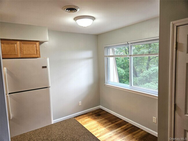 Photo - 18 Pavilion Ridge Way Unit 17