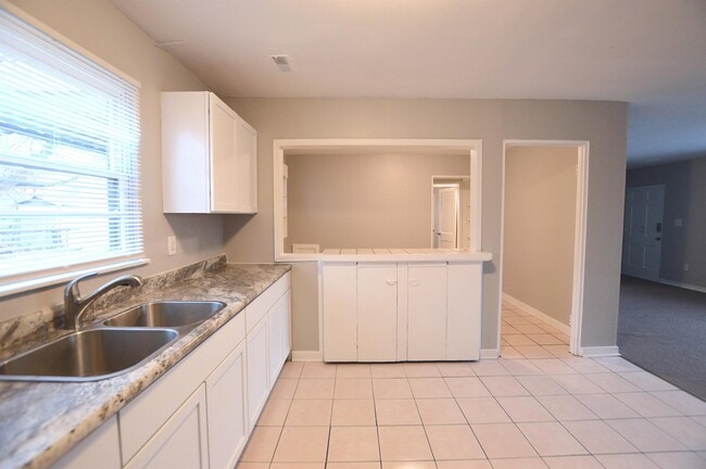 Photo - 6262 E 24th St