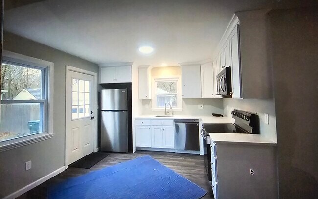 Photo - 70 Belden Rd