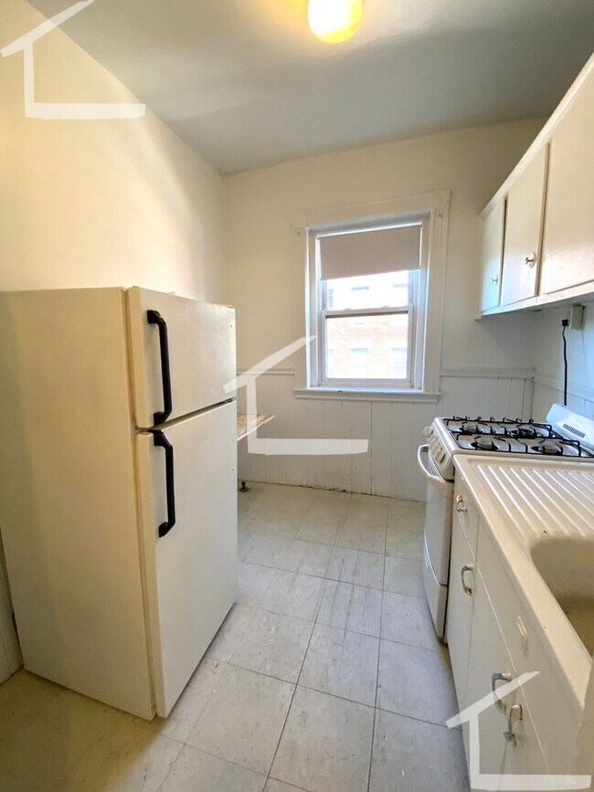 Photo - Great Studio for September 1, 2026