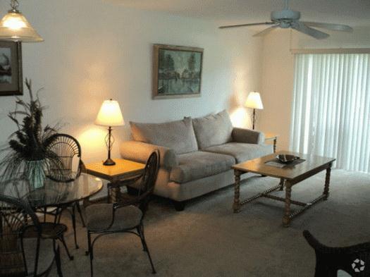 Living Room - Gulf Gate