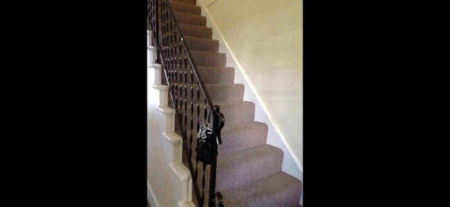 Photo - 9 Gowen St Apartment